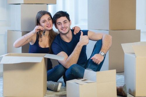 Local van transport near Tower Hill for household and office items