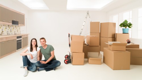 Local moving van planning around Towerhill streets and access points