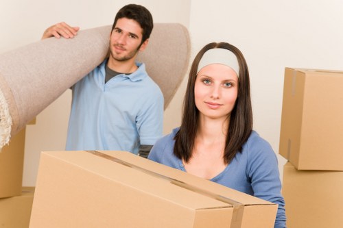 Packing and transport support for a Towerhill man and van booking